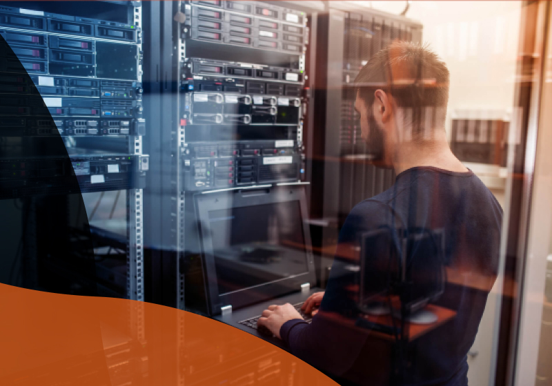 O Custo Oculto da TI Interna: Por Que Terceirizar a Gestão de TI é a Melhor Decisão Financeira?